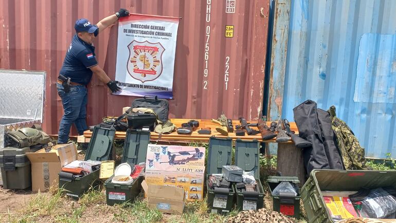 Arsenal incautado en Filadelfia, Chaco.