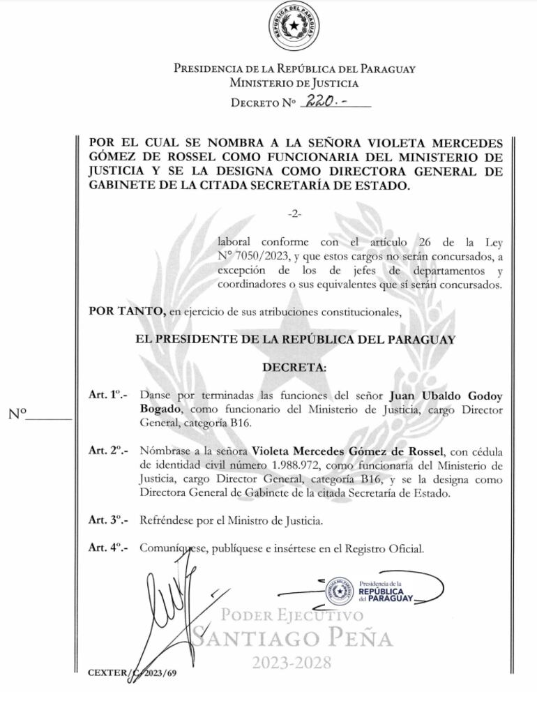 Decreto presidencial donde se nombra a Violeta Mercedes Gómez de Rossel como directora general de gabinete del Ministerio de Justicia.