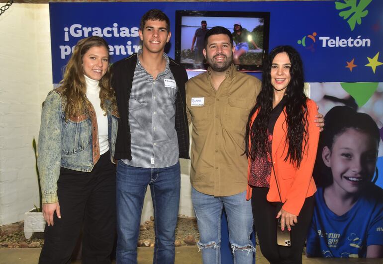 Allegra Scavone, Vicente Scavone, Bicho Riveros y Norita Rodríguez.