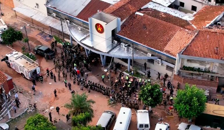 Operativo Veneratio en Tacumbú.