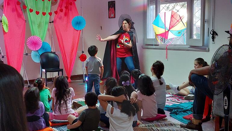 Con el propósito de revitalizar el arte ancestral de contar cuentos, hoy comienza este encuentro anual de narradores.