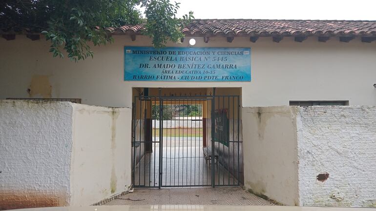 Desconocidos hurtaron varios objetos de la escuela Amado Benítez.