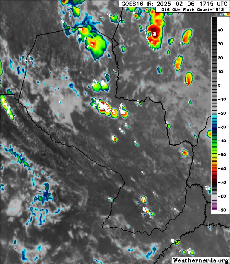 Núcleos de tormenta sobre el territorio nacional.