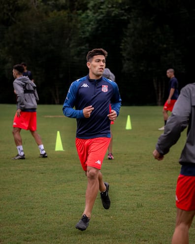 Juan Alexander Franco, futbolista de General Caballero JLM.