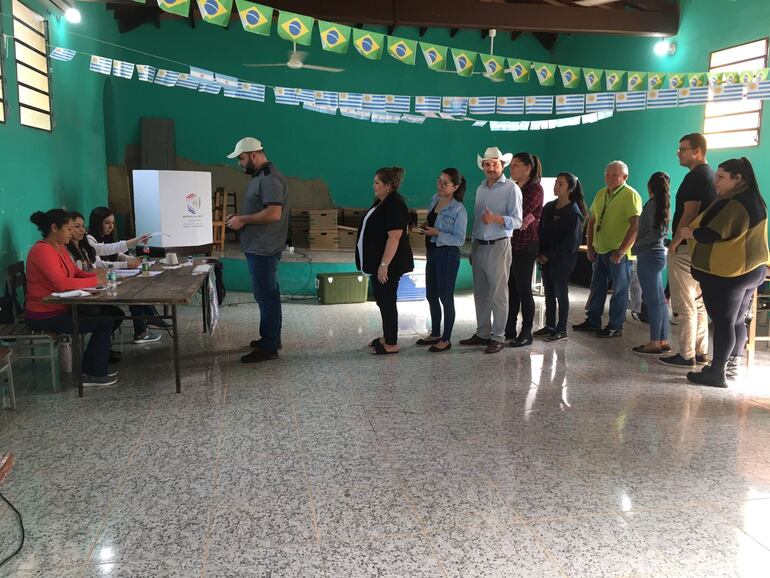 Electores en Santa Elena.