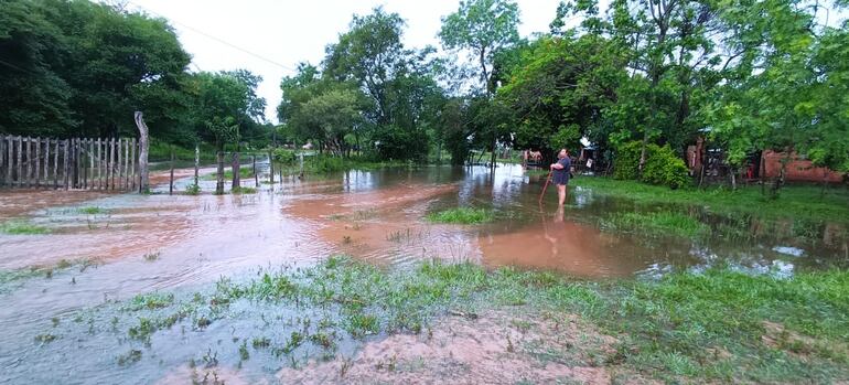 La comunidad de Arazape, compañía de San Miguel, Misiones, otra de las zonas afectadas por la crecida del rio Tebicuary.