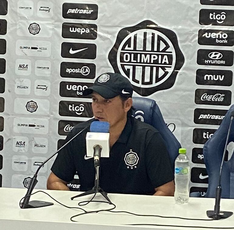 Aureliano Torres, director técnico de la categoría Sub 20 de Olimpia.