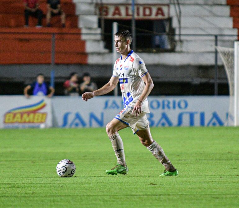 Juan Fernando Alfaro, volante de la academia.