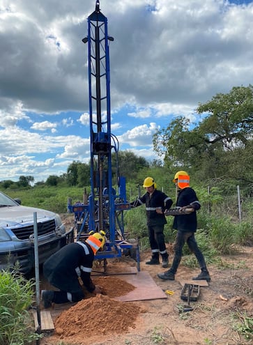 Búsqueda en Paraguay de la plata yvyguy, aún en la fase de prospección.