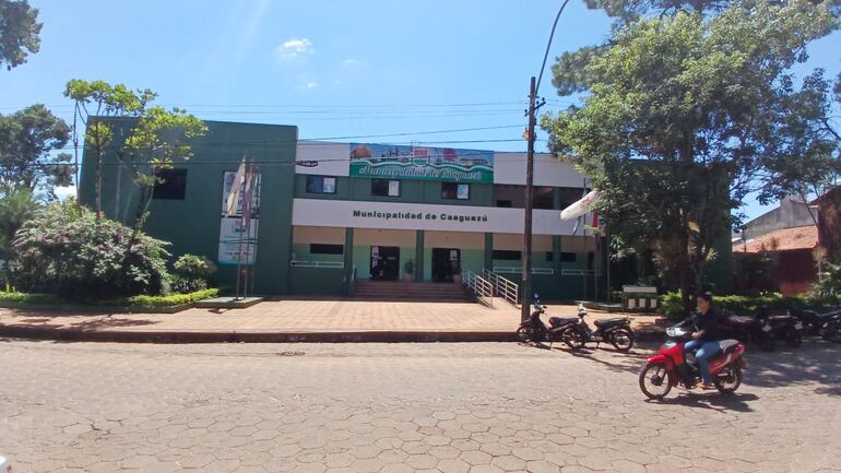 Fachada de la Municipalidad de la ciudad de Caaguazú.