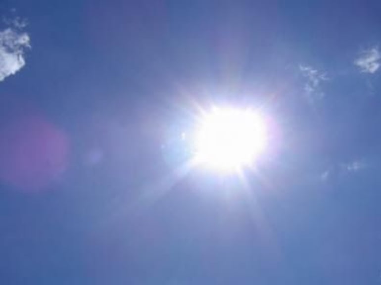 La dirección de Meteorología anuncia para este domingo un día caluroso y soleado.