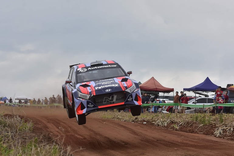 Fau Zaldívar y Marcelo der Ohannesian (Hyundai i20 N Rally 2) se recuperan en el certamen nacional, embolsan "puntos gordos" en Caaguazú y se apuntan para dar batalla por el cetro en la categoría principal de nuestro automovilismo, en la modalidad de rally.