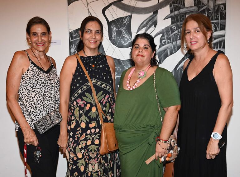 María Liz Jara, Alicia Vega, Nery Iriberri y Natalia Ocampos.