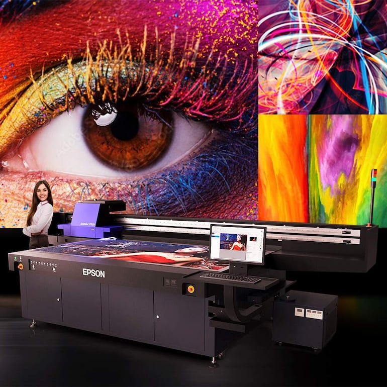 La SureColor V7000 es la primera impresora de gran formato UV de Epson. 