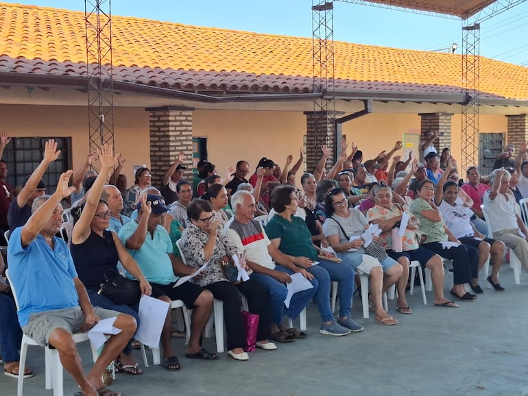 Junta de Saneamiento de la ciudad de San Antonio tendría irregularidades en su administración, según denuncia de vecinos.