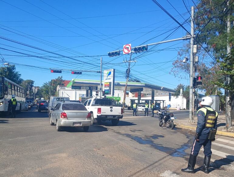 Alternativas ante bloqueo en avenida Artigas, zona del Indi.