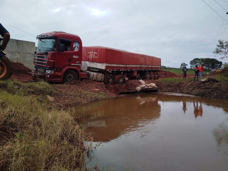 Esta imagen muestra la precariedad de la ruta Abaí-Tuna.