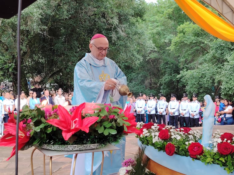 Fiesta Patronal a la Virgen María de Itacuá.