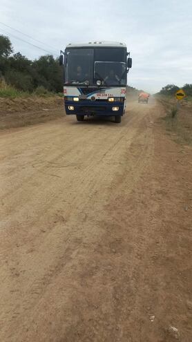 Este es el tipo de unidades de la empresa Stell Turismo, ligada a la empresa San Juan, que llega al distrito de Fuerte Olimpo