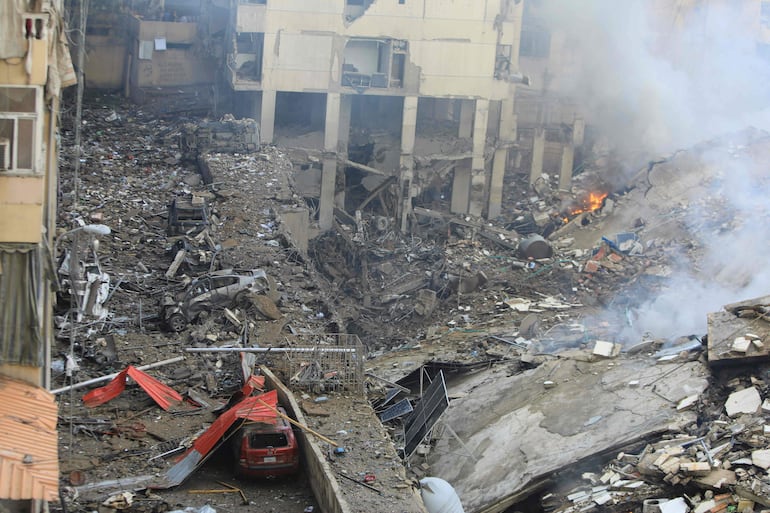 Parte de unas viviendas destruidas en el barrio Laylaki, en Beirut.