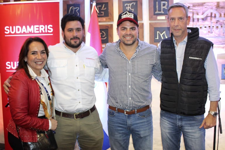 María Irene Gavilán, Juan Molinas, Bruno Wasmosy y Carlos Canessa.