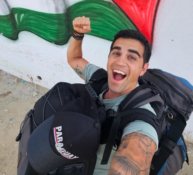 El influencer paraguayo Favio Patiño confirmó que pudo salir de Israel y fue a Jordania.