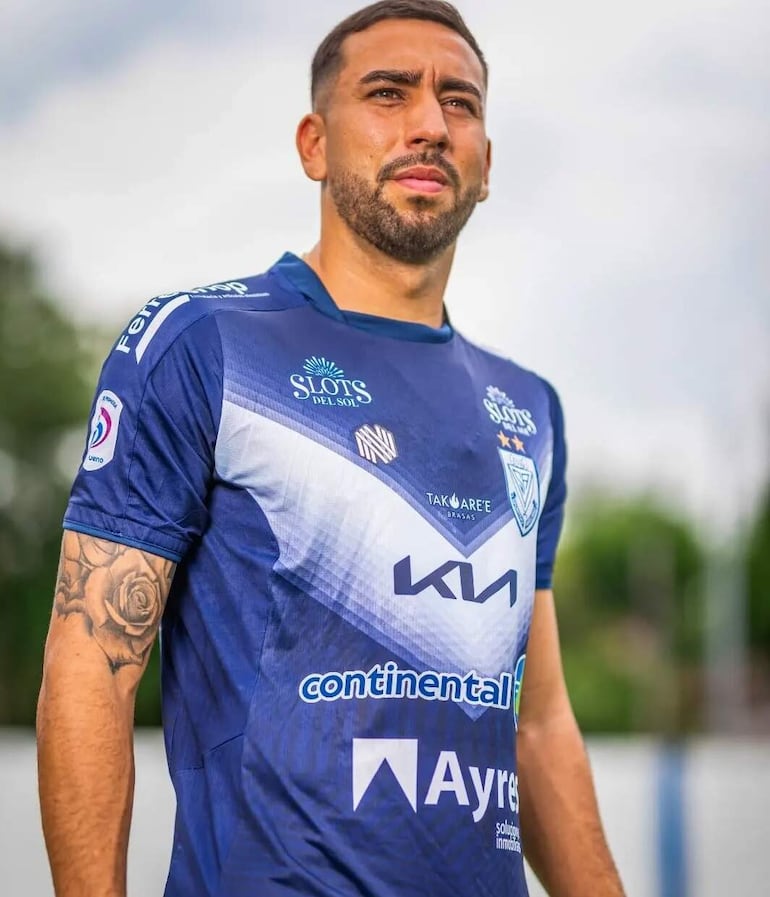 Jesús Abel Paredes (27), formado en Olimpia, vuelve al Bosque después de defender los colores del Sportivo Ameliano.