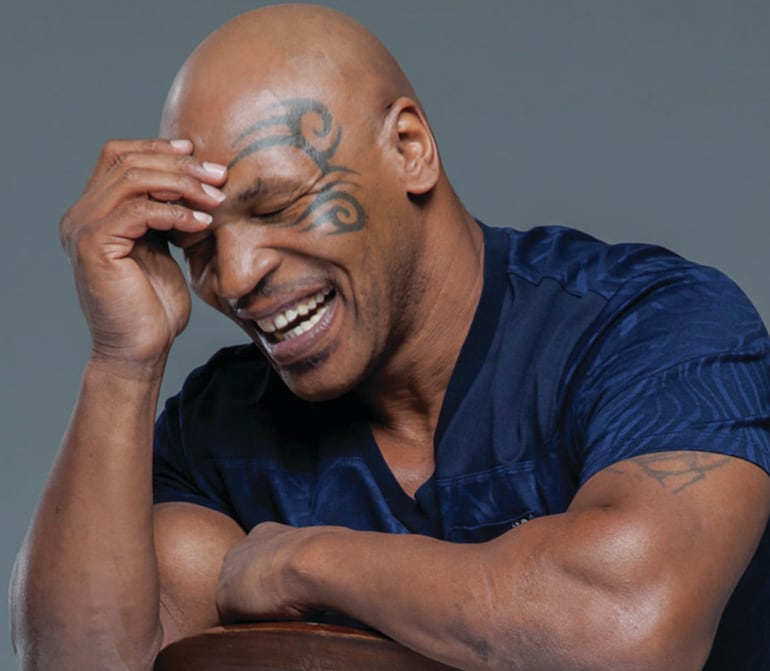 Mike Tyson quiere volver a un cuadrilátero en pelea benéfica.