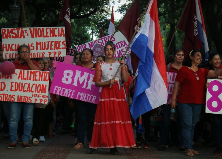 Marcha con motivo del Día Internacional de la Mujer.