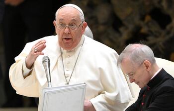 El papa Francisco advierte de que la sociedad actual está “llevando el mundo a límites peligrosos”.