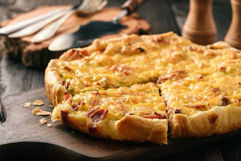 Tarta de jamón y queso.