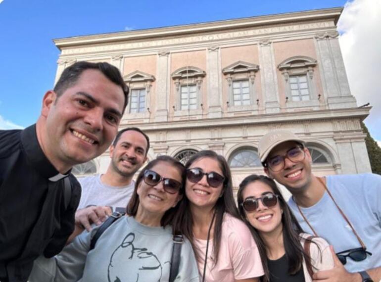 Marcial Núñez ya se encuentra rodeado de su familia en Roma.