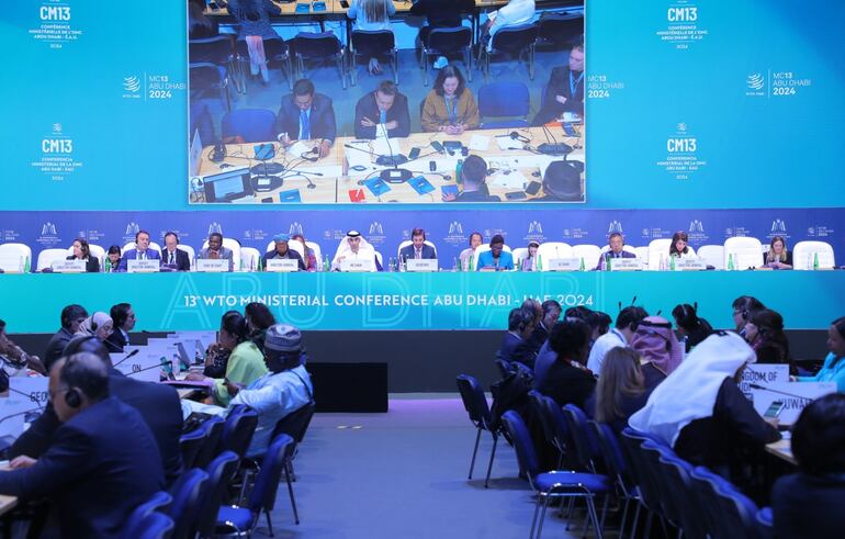 Imagen de la  13° Conferencia Ministerial de la Organización Mundial del Comercio (OMC), que se desarrolló del  26 de febrero al 1 de este mes, en Abu Dhabi.