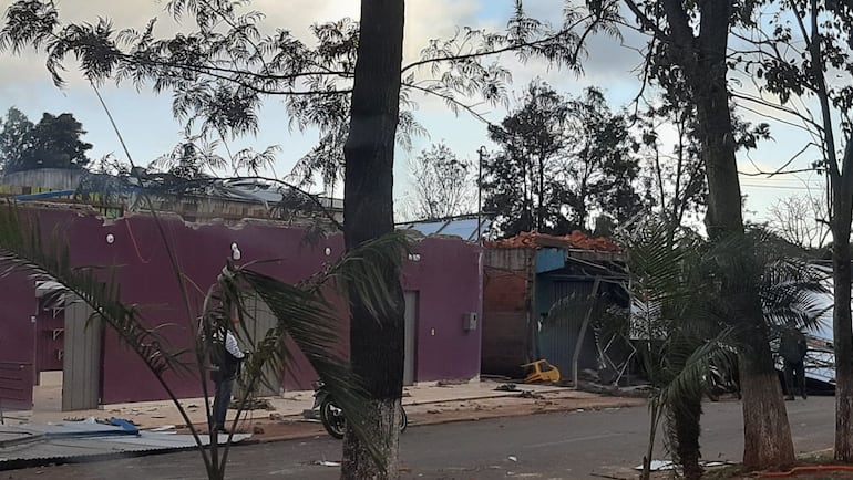 Un temporal causó destrozos en la tarde de ayer, miércoles, en el departamento de Caaguazú.