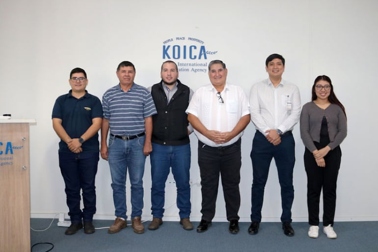 Los estudiantes del programa de intercambio, que fue posible mediante la Koica y durará dos meses hasta el retorno de los estudiantes.