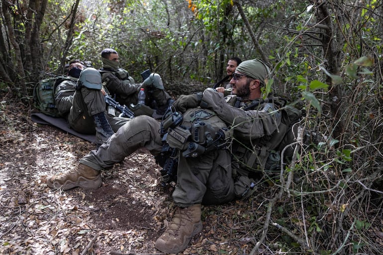 Soldados israelíes en el sur de Líbano, el pasado domingo.