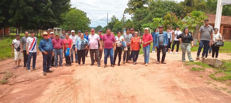 
Los pobladores de los tres municipios esperan el inicio de los trabajos de asfaltado de un trayecto de 60 km 