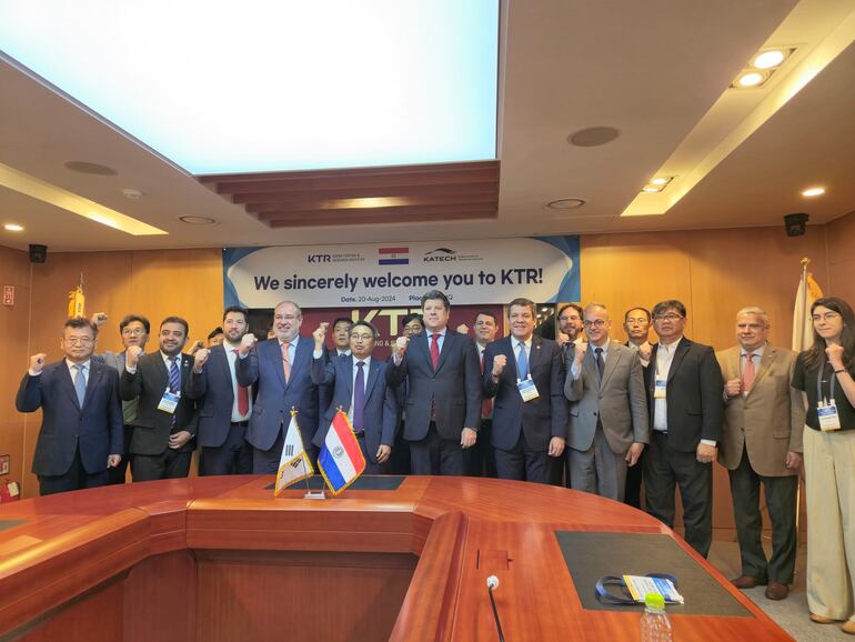 La delegación paraguaya visitó las instalaciones de Korea Testing & Research Institute (KTR).