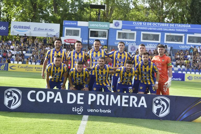 Equipo titular de Sportivo Luqueño