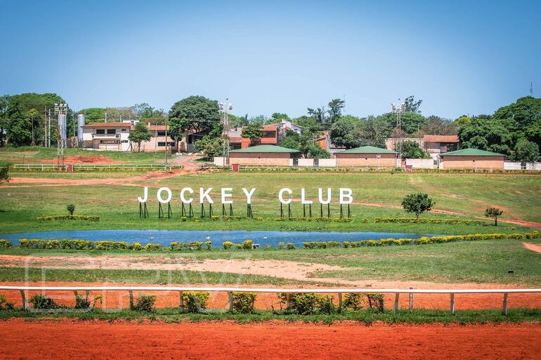 El Hipódromo del Jockey Club del Paraguay recibe el sábado  una fecha conjunta del Super Prime y del Regional.