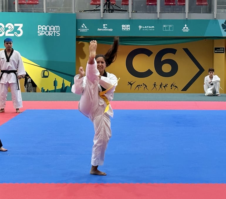 Yennifer Servín - Karate