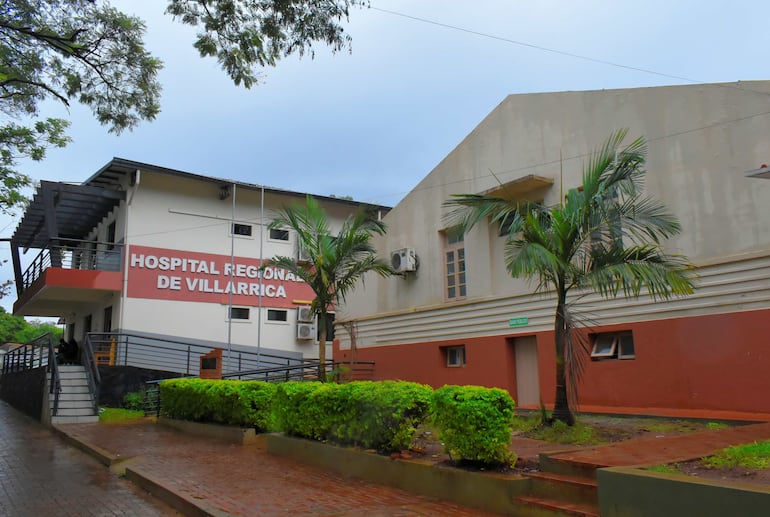 Fachada del Hospital Regional de Villarrica.