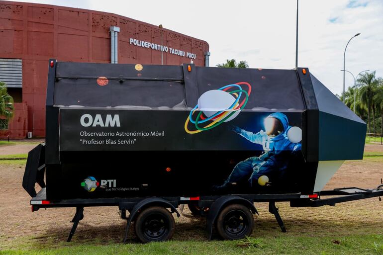 El observatorio Aastronómico Blas Servín del Parque Tecnológico de Itaipú también está habilitado.