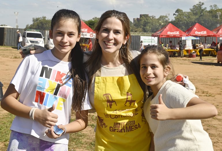 Saskia Twijnstra, Paola Maltese, y Rinske Twijnstra.