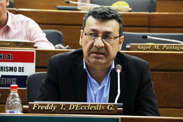 Freddy D’Ecclesiis, exdiputados y actual gobernador de San Pedro.