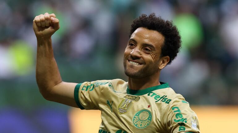 Felipe Anderson celebra su gol para Palmeiras, que ayer goleó 5-0 al Criciúma. (Foto gentileza de Palmeiras).