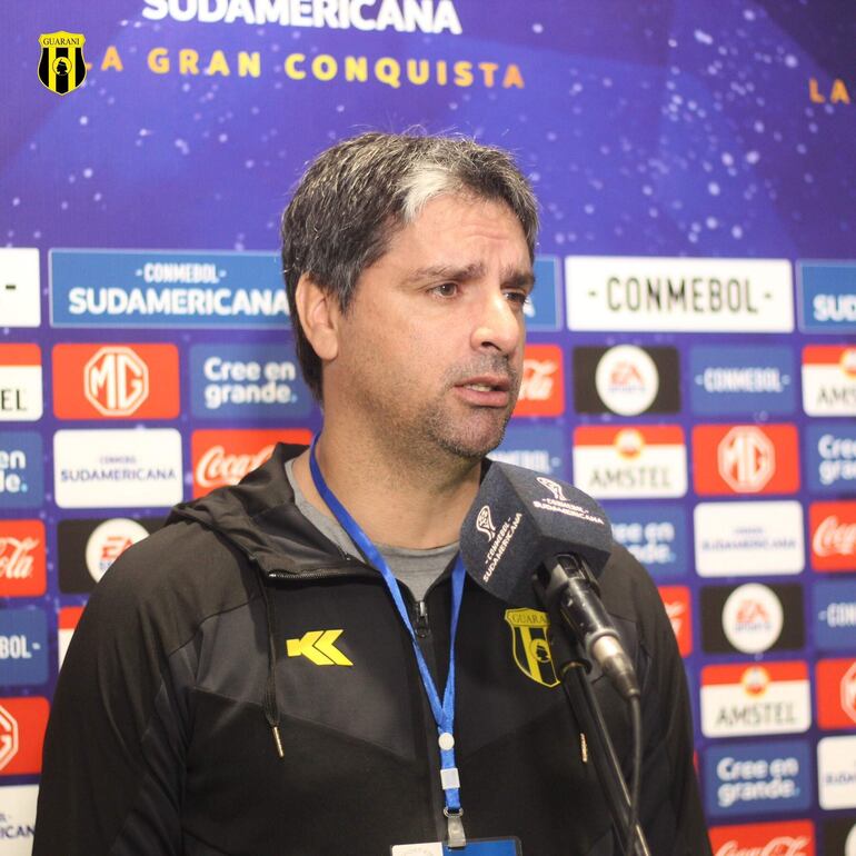 Hernán Rodrigo López se despidió como entrenador de Guaraní en la Sudamericana con un valioso empate.