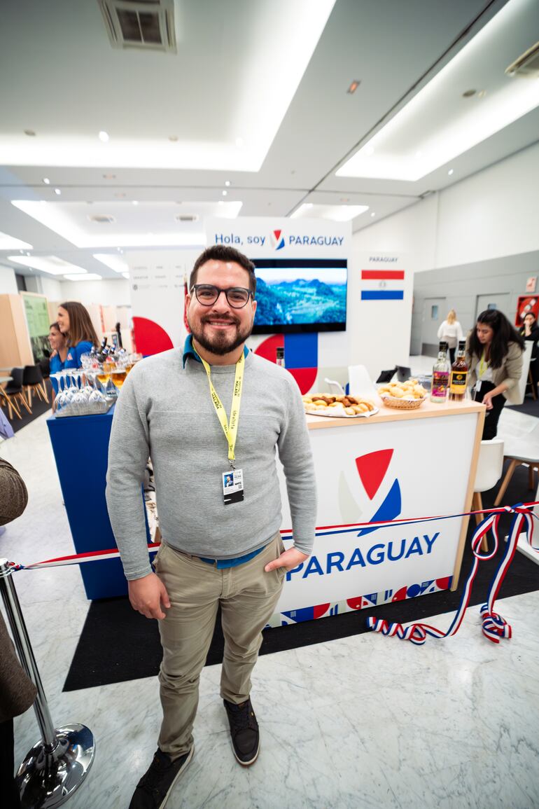 Ricardo Arriola, director ejecutivo de la FIC, calificó de histórica la presencia de Paraguay en dicho festival europeo.