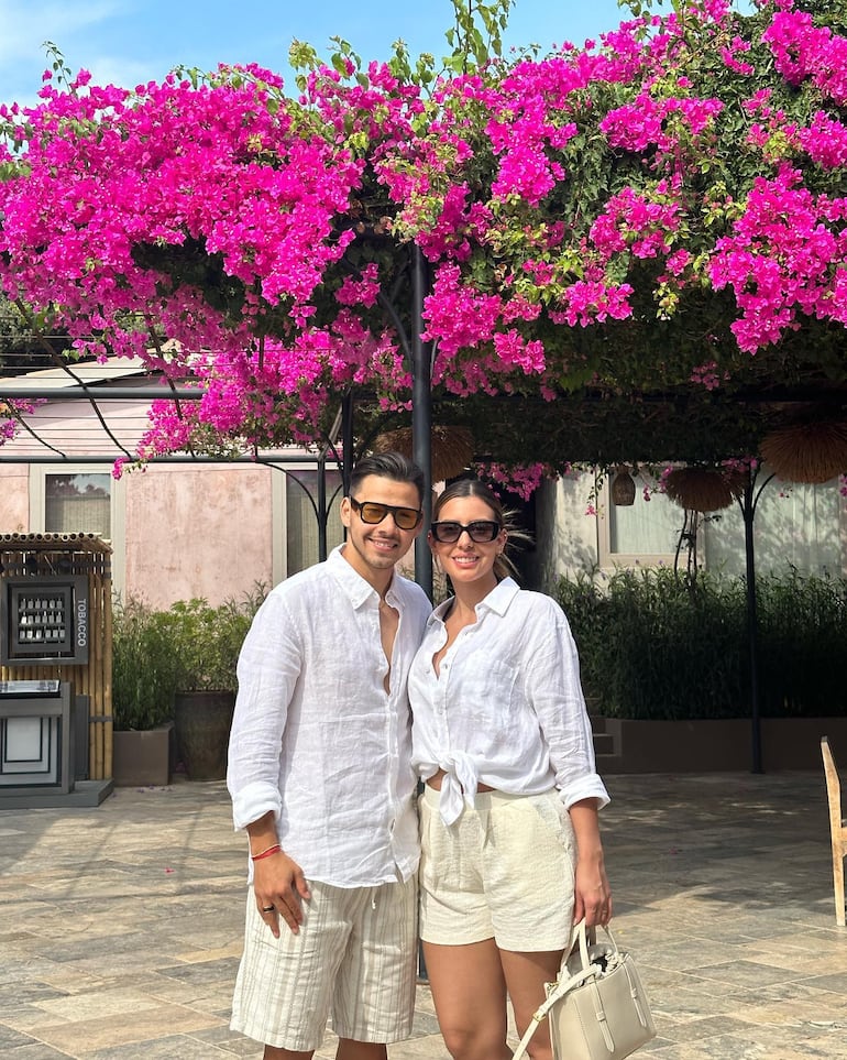 ¡Hermosa parejita! Óscar Romero y Jani González ahora viven en Turquía. (Instagram/Jani González)