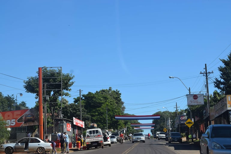 El desfile estudiantil se realizará sobre la avenida coronel Valois Rivarola.